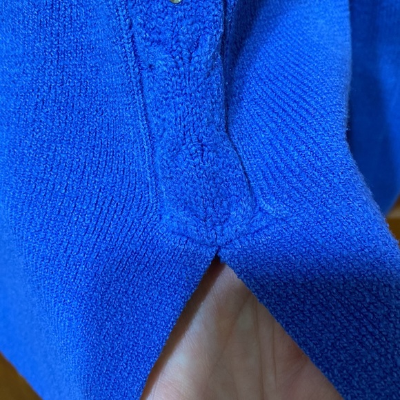 Sweater - Picture 8 of 12